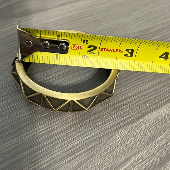 Vintage Gold Hinged Pyramid Bracelet, EUC - Picture 5 of 6